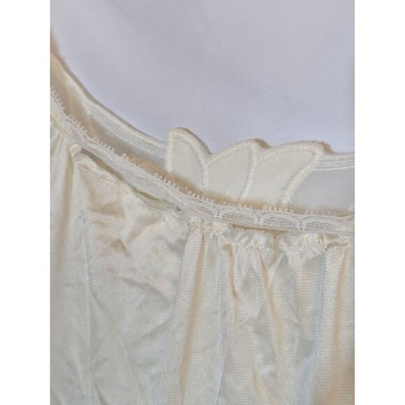 Vintage Vanity Fair Ivory Nightgown & Robe Set With Embroidered Sheer Details - - Picture 7 of 8